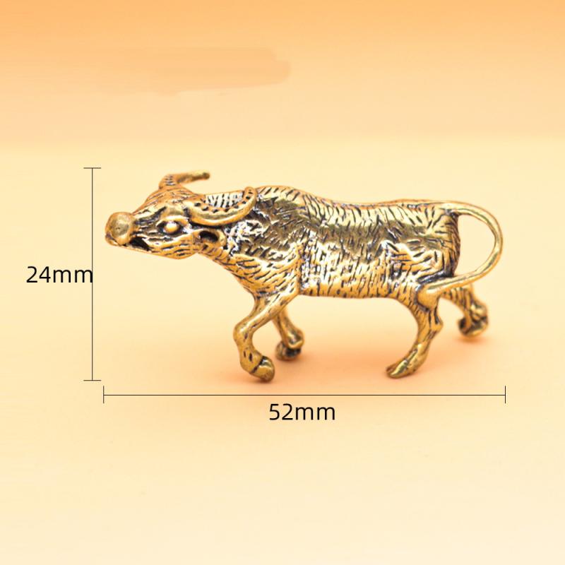 1 Piece Lucky Copper Animal Figurine Miniature Ornament Brass Bullfighting Statue For Home & Office Desk Decoration