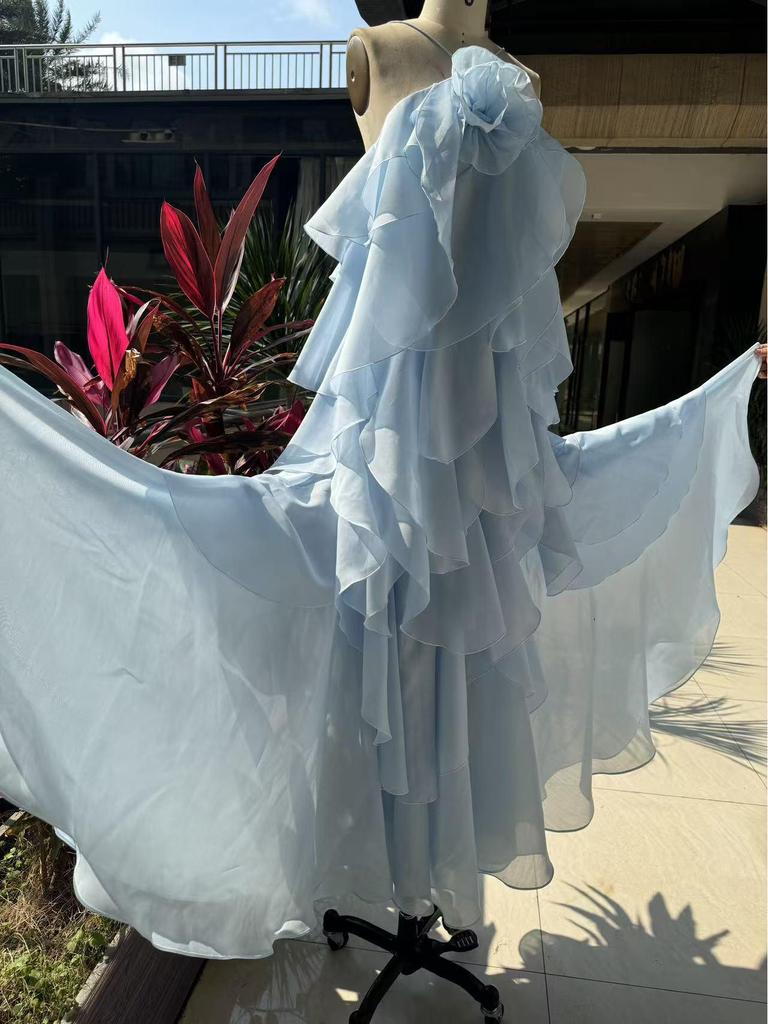 2025 Trendy Women's Off-the-Shoulder Backless Sleeveless Halter Neck Dress with Ruffled Fluffy Skirt