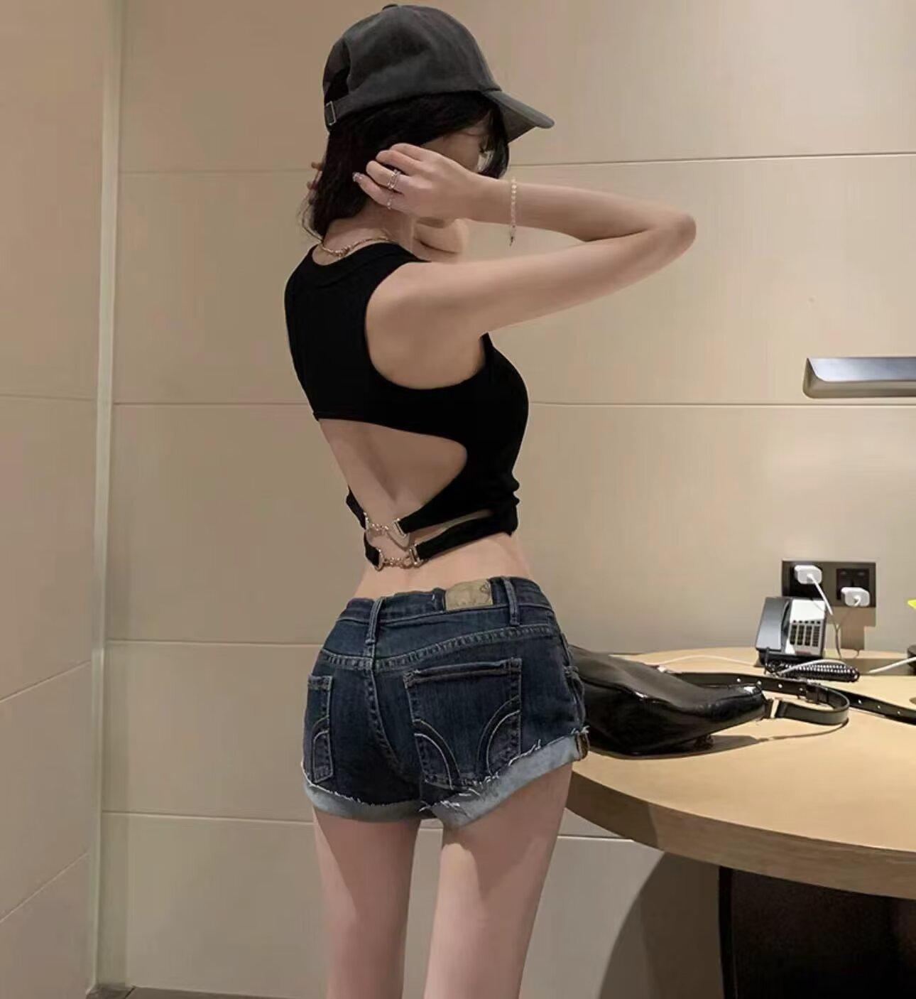 

Женские джинсы и шорты с высокой посадкой, облегающие, стрейч - Коллекция Лето 2024 XL синий/серый