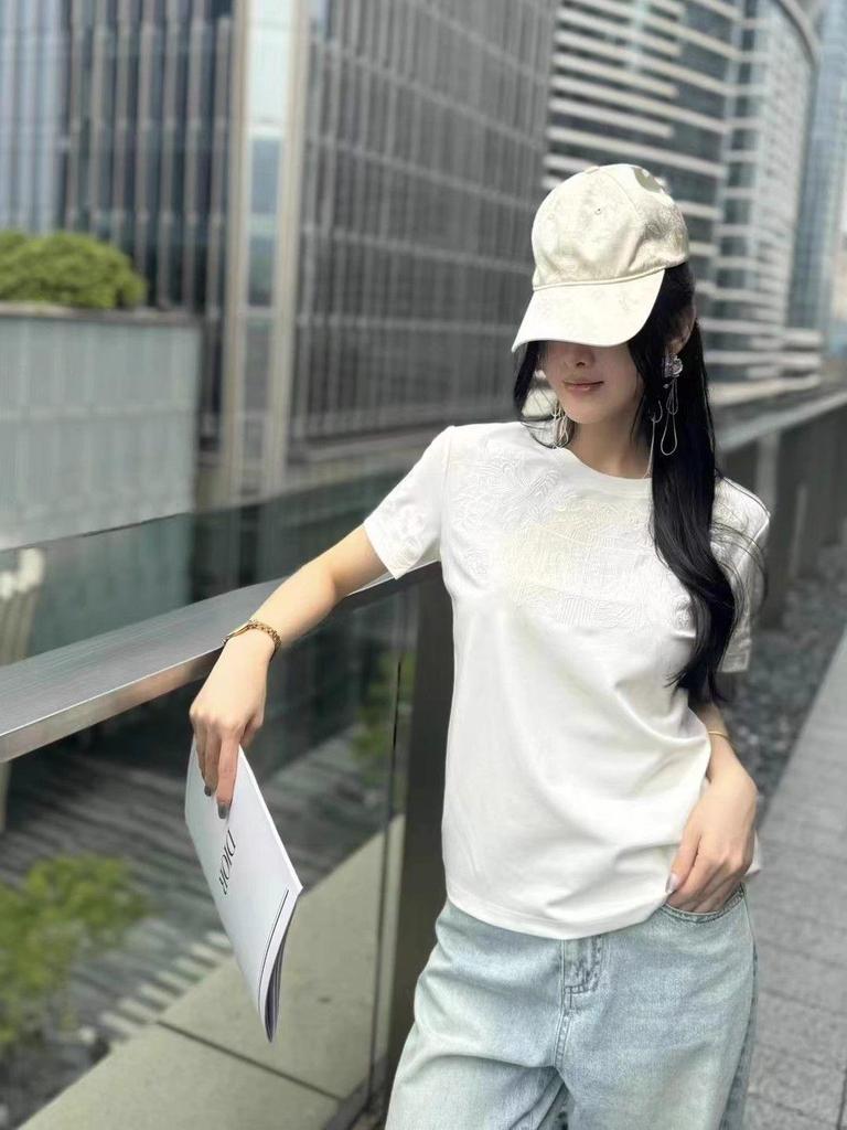 European Spring/Summer 2025 Chic Embroidered Slim Fit Women's Short Sleeve Textured Top