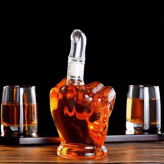 Cool Bourbon Decanter for Men 3D Middle Finger Whiskey Decanter, 1000ml Lead-free Glass Spirit Bottle with Creative Glassware Fathers Day