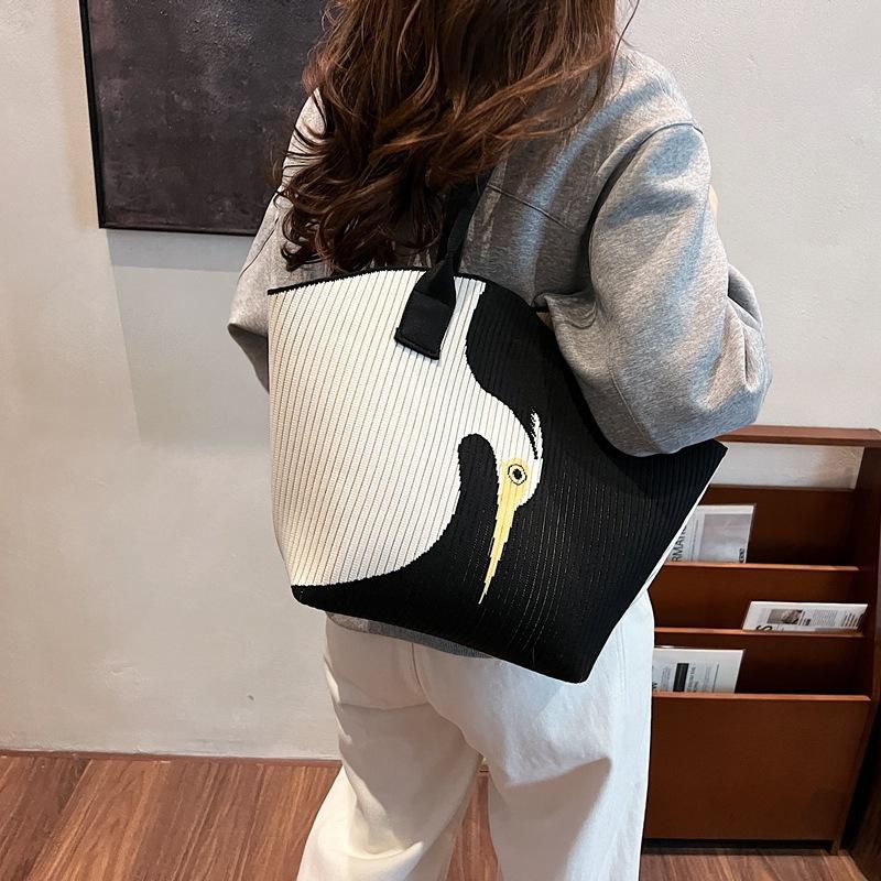 2025 knitted shopping bag animal temperament versatile woven shoulder bag ethnic style casual handbag women