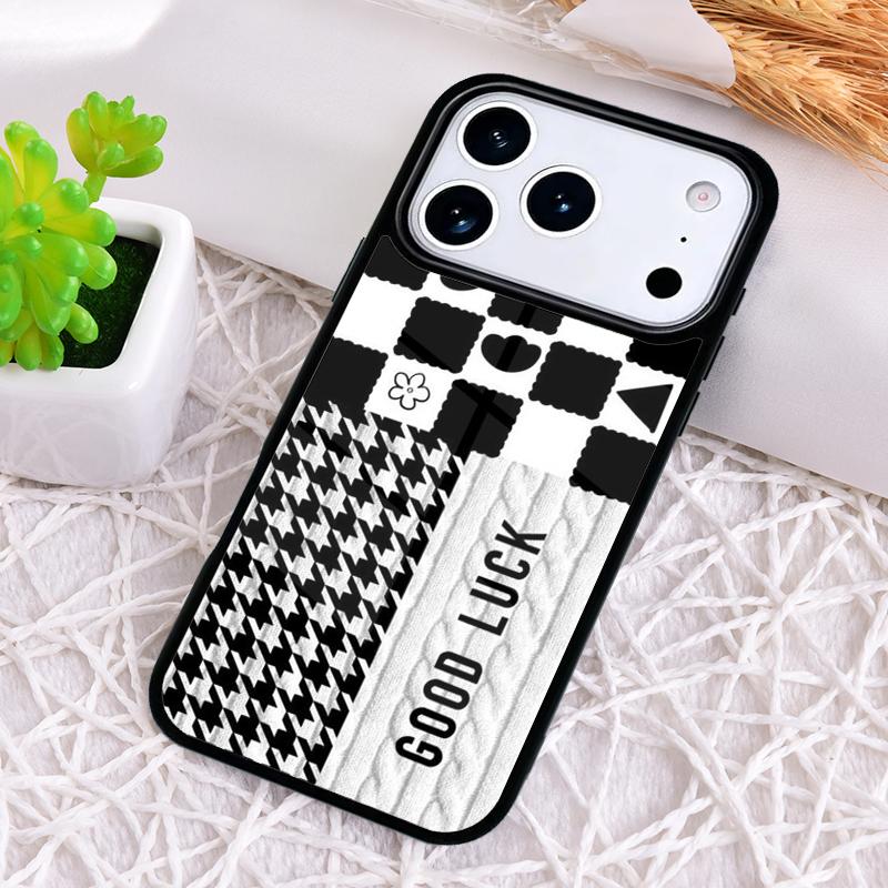 Luxury Chessboard Grid Love Heart Phone Case for iPhone 17 Air 16 15 11 12 14 13 Pro Max Shockproof Cover