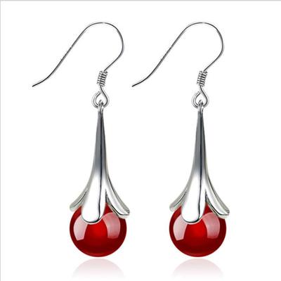 Orecchini in argento sterling 925 con ciondolo per donne Gioielli di compleanno Moda Sfere di cristallo rosse Orecchini pendenti femminili Ragazza Bijou