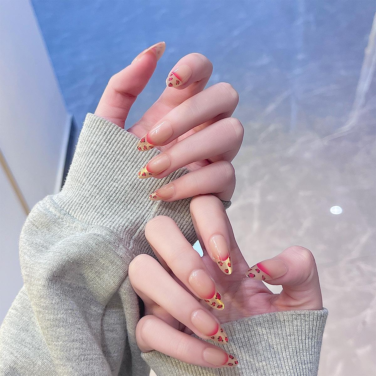 

Handmade Leopard Print Gradient Nails: Autumn/Winter 3D French Style, Simple and Versatile. Model XS (Jelly Adhesive)