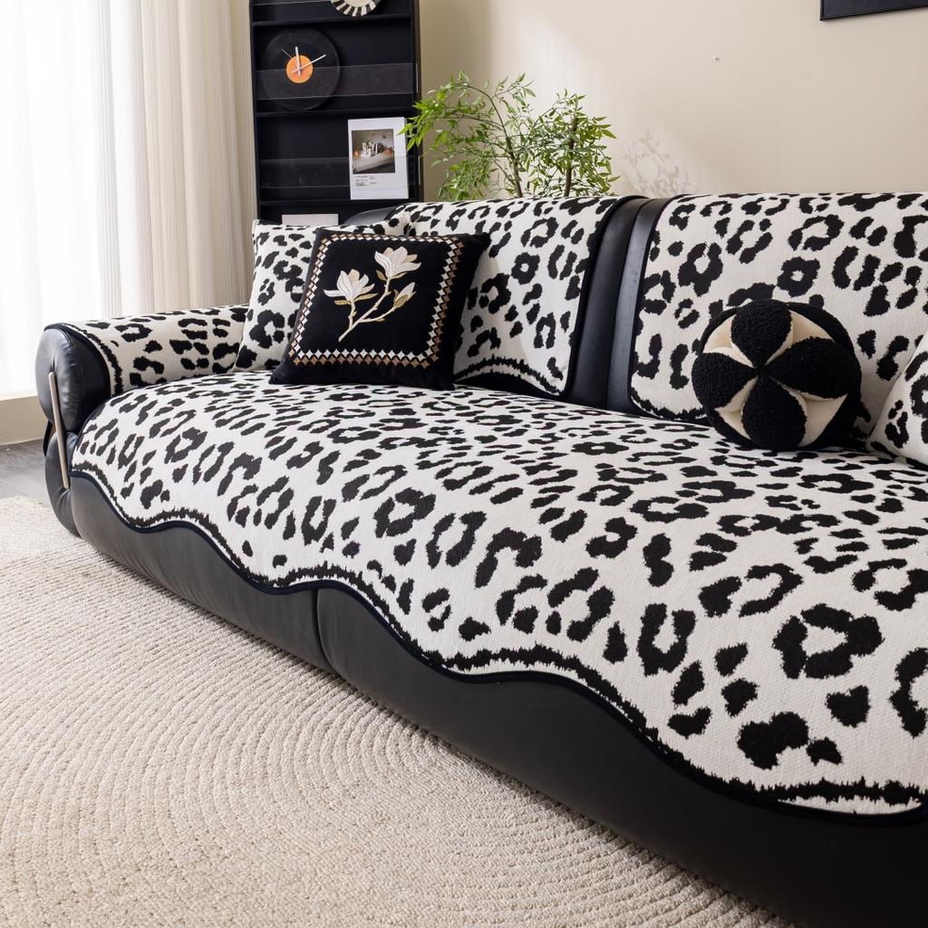 1 Stück Neue Leopard Jacquard Chenille Sofakissen – Rutschfest Unregelmäßige Form Sofaüberwurf Ganzjahres Couchbezug Möbel Heimdeko