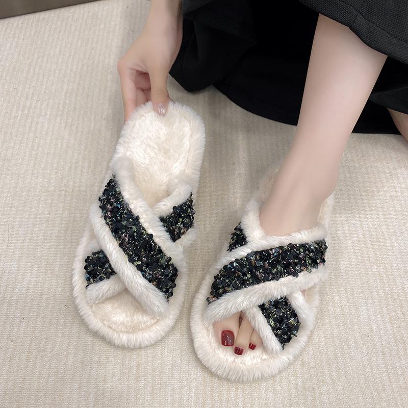 Leisure Slippers Women Casual Flat Low Heels Sweet Basic Women Shoes Solid Fur Slip on Bright Diamond Winter Slippers Plus Size