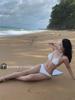 Dreiteiliges Damen-Bikini-Set aus durchsichtiger Spitze mit Neckholder und langem Rock