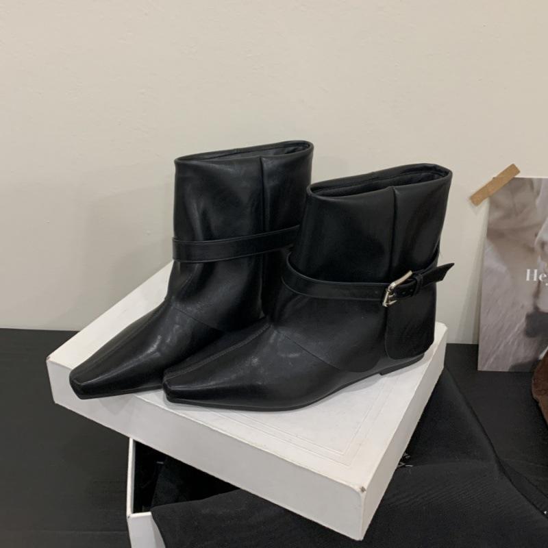 Sudingjia Korean version of pointed suede belt buckle fashion boots for women's 2025 new thin inner height-increasing sleeve fashion boots