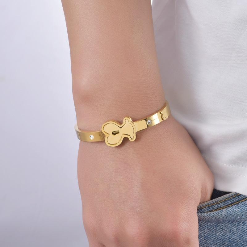 Two-piece Bear Bracelet Diamond Bear Bracelet with Key Chain