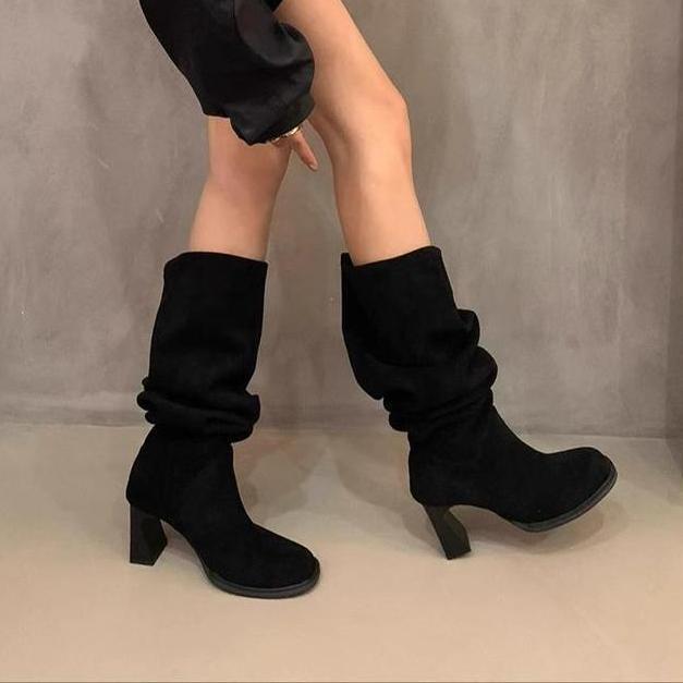 Semišové khaki stohovací kozačky dámské podzim a zima 2025 nové francouzské módní super tenké kozačky kozačky na vysokém podpatku