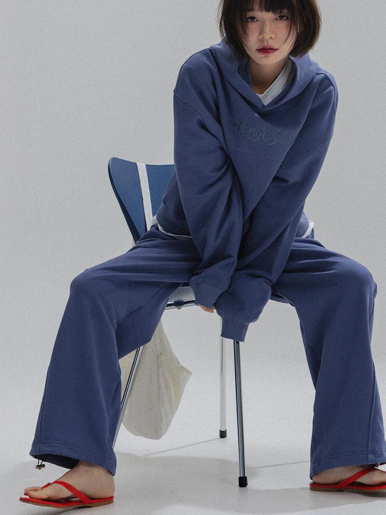 Aenhacheu Diagonal Wide Sweatpants_Blue