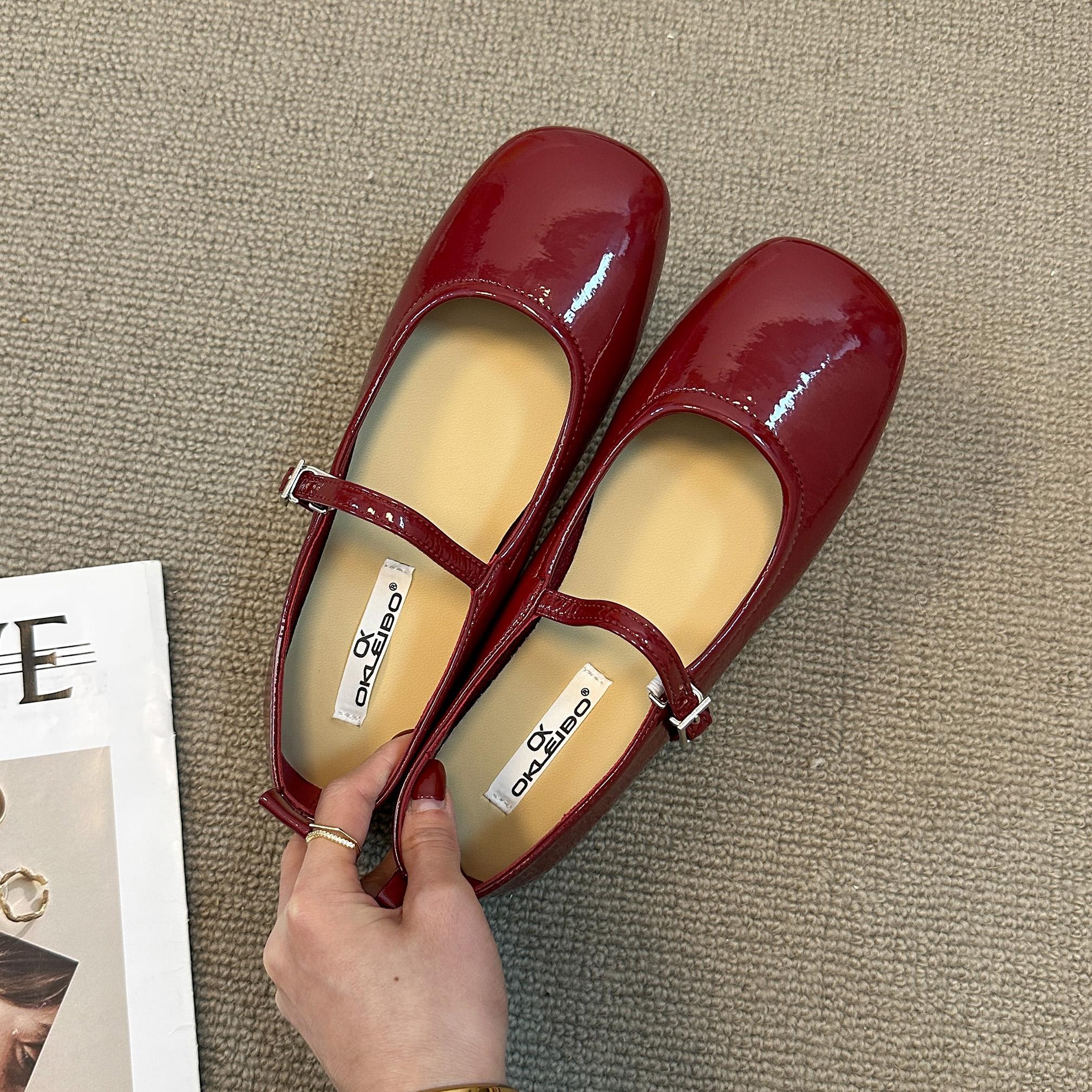 

Мода Bailamos 2025 Новые Женские Балетки На Низком Каблуке Туфли с Квадратным Носком Ретро Мэри Джейн Лодочки Повседневные Весенние Лоферы Балерина Мелкие Балетки 41 красный