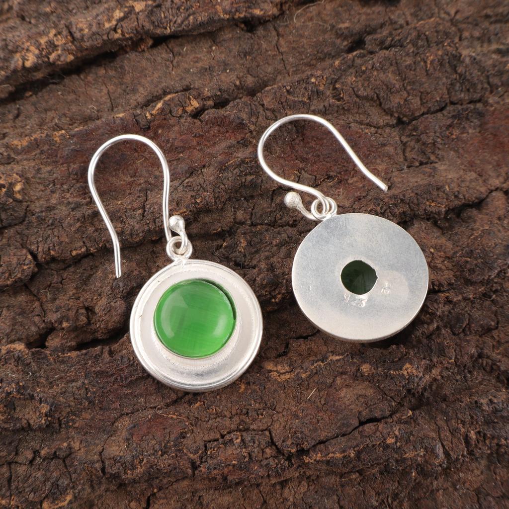 925 Sterling Silver Green Cat's Eye Gemstone Jewelry Handcrafted Earrings 1.40" EE-4-46