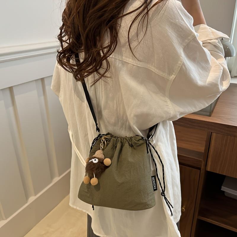 Lightweight Nylon Shoulder Bag for Women Casual Drawstring Bucket Style with Adjustable Strap, Large Capacity, Perfect for Travel & Daily Commute