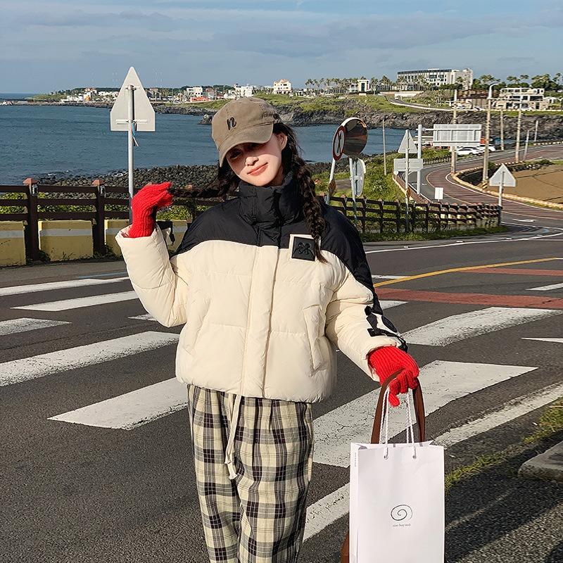 New cotton-padded clothes for women's winter short loose small thickened cotton-padded clothes and cotton-padded jackets.