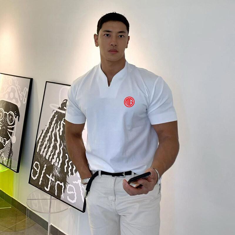 

Muscleguys New Men s T-shirt Slim Fit V-neck Short Sleeve Fitness Casual Hip Hop Cotton Top Summer Fashion Basic T-shirt Gym Bodybuilding XXL білий