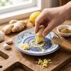 Planche Râpe à Ail en Céramique 2-en-1 Écraseur Ail Gingembre Fromage Carotte Fruits Légumes