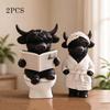 2Pcs 2D Flat Wooden Newspaper-Reading Cows Highland Cow Decorative Ornaments For Home Bedrooms Entryways Bookshelf Display