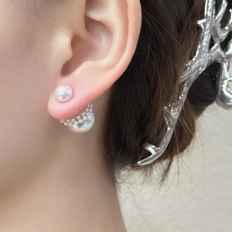 

S925 Silver Needle Korean Double-Sided Pearl Earrings - Elegant and Stylish Design