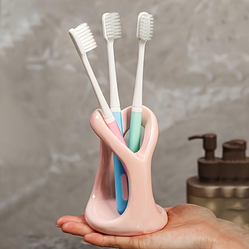 1pc Ceramic Heart-Shaped Toothbrush Holder, Freestanding Bathroom Accessory, Thickened Moisture-Proof Design, Cute Cartoon Couple Toothbrush Organizer