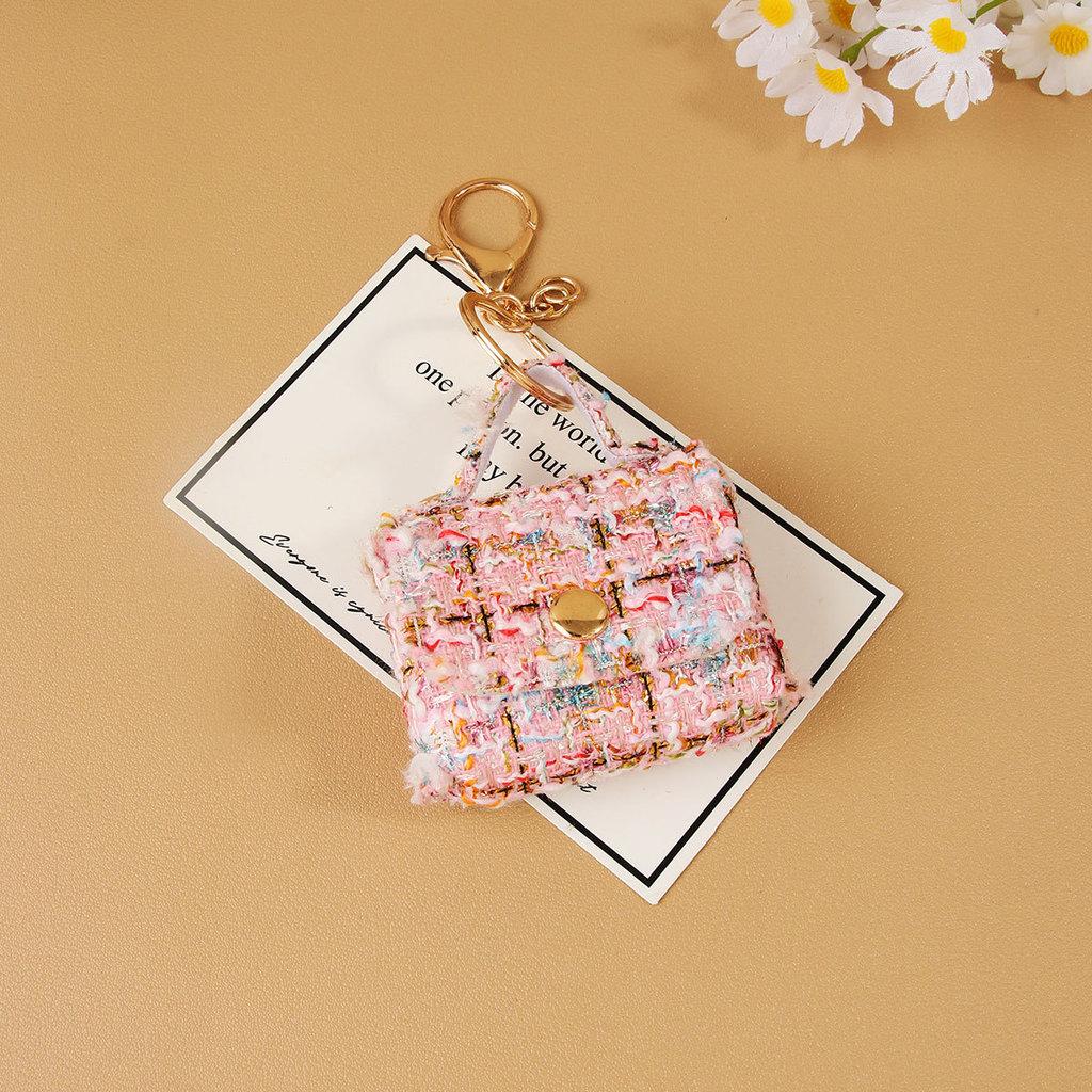 Stylish Mini Bag Keychain With Fabric Material For Fashionable Commuters