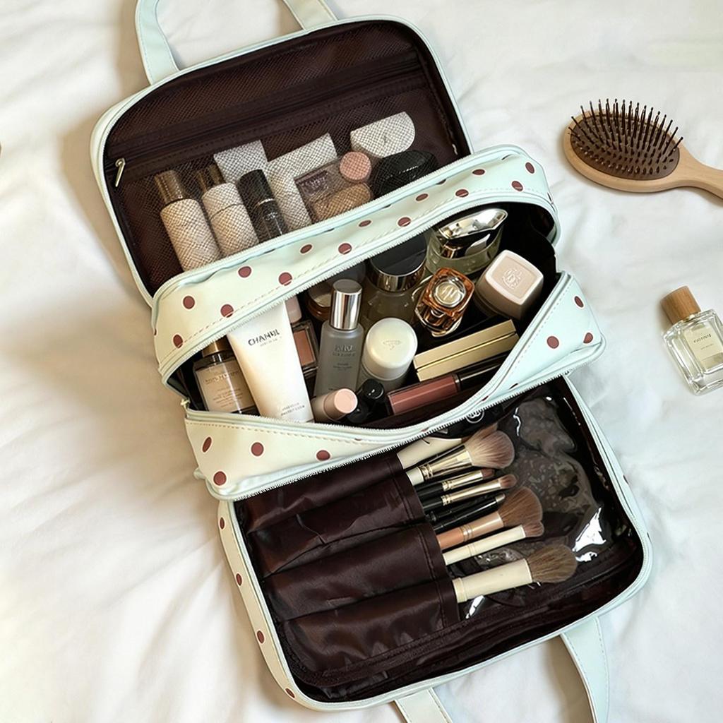 Mint Green Polka Dot Women's Makeup Bag, Large Capacity, Portable, Waterproof, with Compartments for Toiletries.
