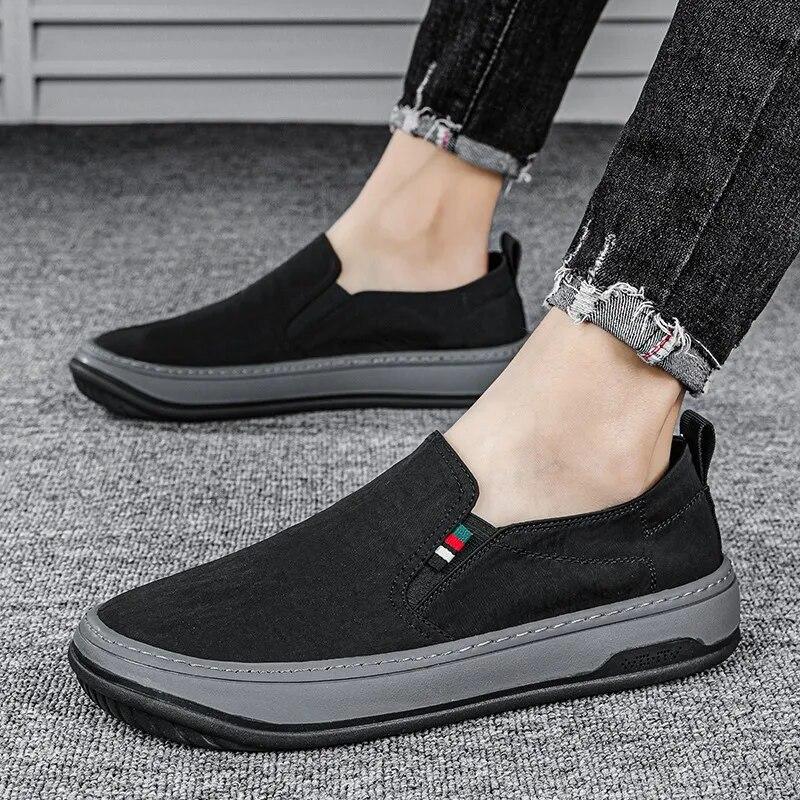 Men's Shoes Ice Silk Cloth Canvas Shoes for Men  Breathable Casual Sneakers for Men Trend Slip On Student Zapatillas Tenis