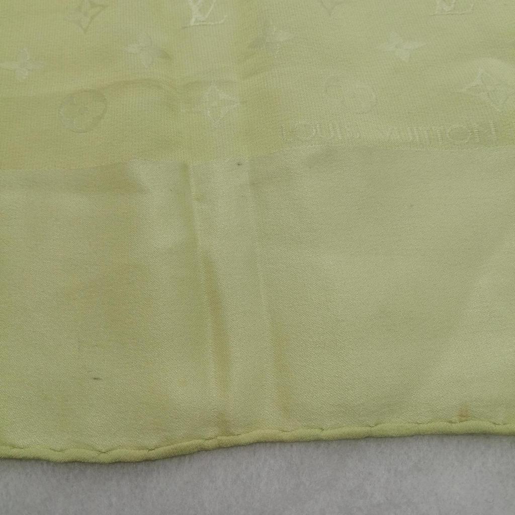 Used LOUIS VUITTON light green silk scarf