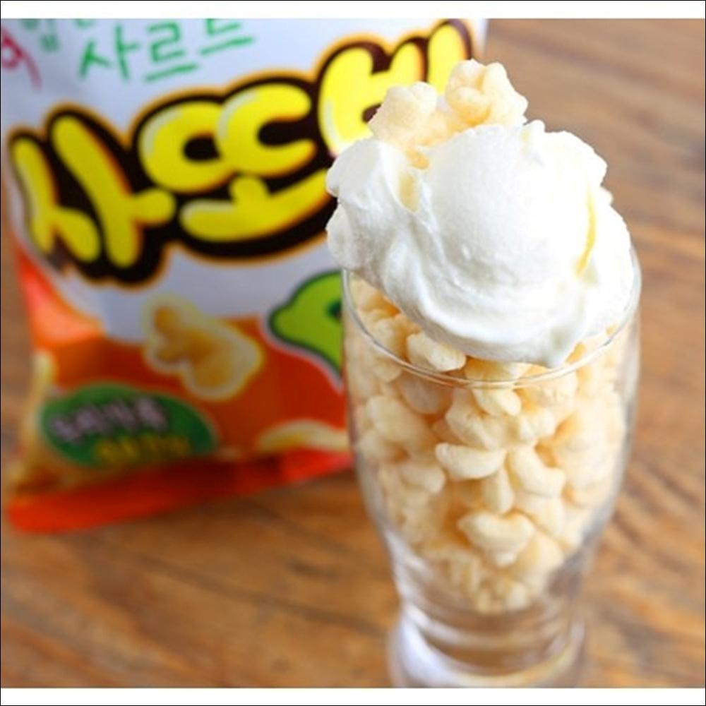 Samyang Sattobap (Sweet & Salty Corn Puff) 67g x 5 Packs (1 Bundle)