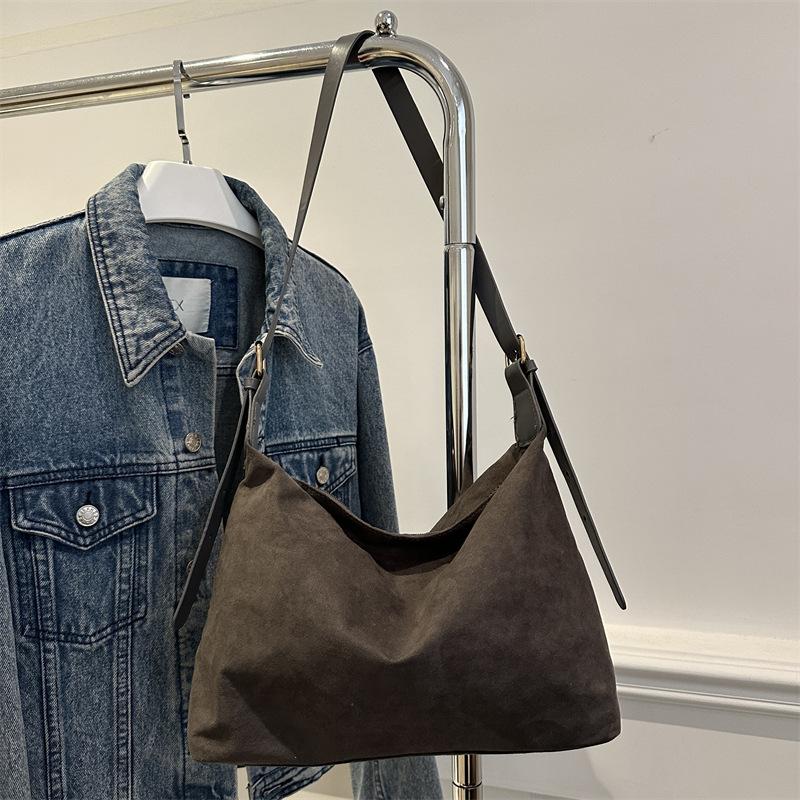 Women's Retro Shoulder Bag 2025 Winter New Versatile Ins Large Capacity Tote Bag Women