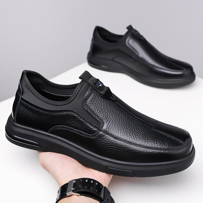 Autumn New Designer Leather Shoes for Men Antiskid Fashion Causal Black Driving Shoes Male Middle-aged Business Dad Loafers Man