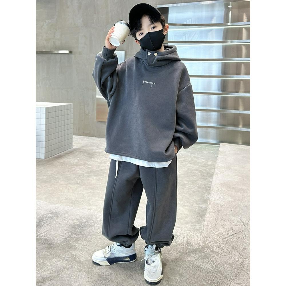 Kinderbekleidung, Jungen Herbstanzüge, Herbst- und Winterpullover, Cool und Gutaussehend, Zweiteilige Kinder-Sportbekleidung mit Plus-Samt
