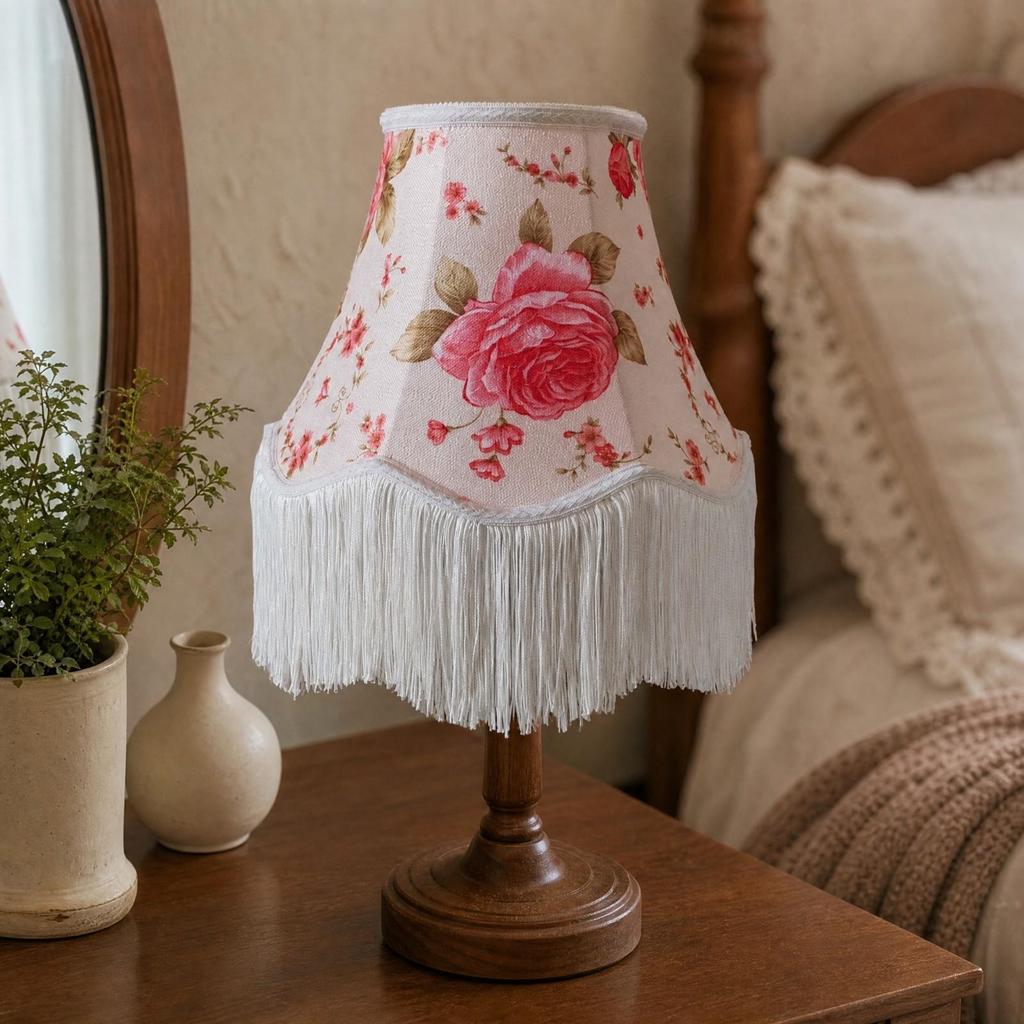 Blumen-Textil-Lampenschirm Elegant Verjüngt Mehrstufig Vintage-Inspiriert