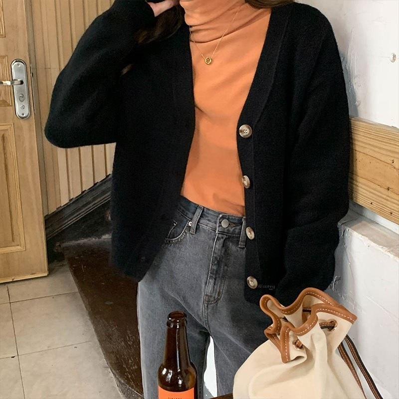 

Осень и Зима Свободный Однотонный С длинным рукавом V-образный вырез Короткий стиль Вязаный кардиган свитер 3XL чёрный