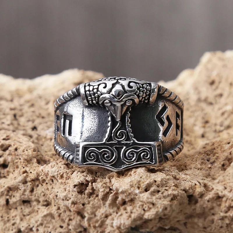 Viking Signet Ring Thor's Hammer Mjolnir 147