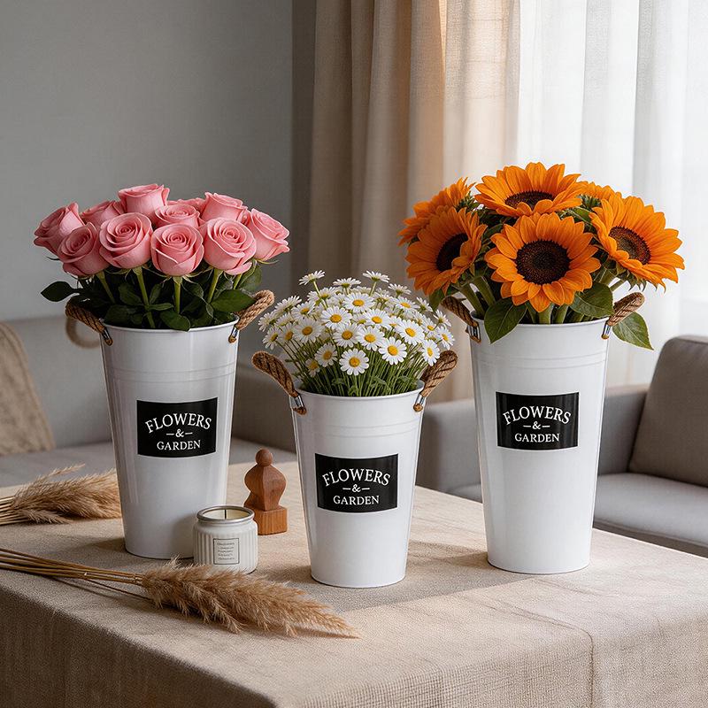 Large Retro Wrought Iron Flower Vase - Floor-Standing Fresh Flower Arrangement Bucket