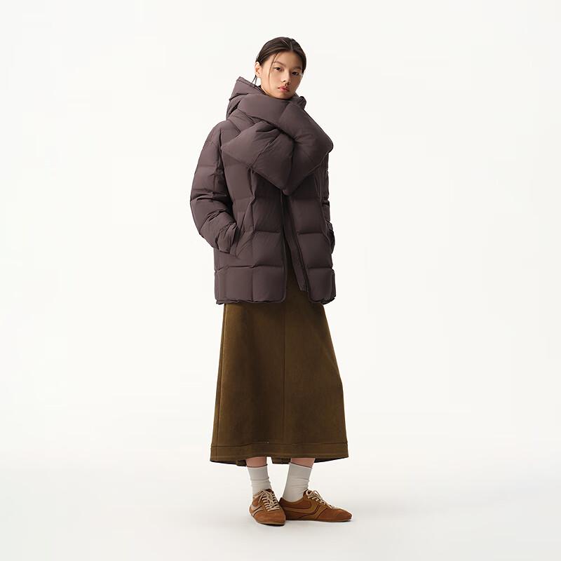 broadcast Women's Plaid Quilted Short Down Jacket