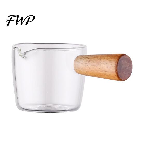 Anti-scalding Coffee Cup Milk Pitcher with Wooden Handle Mini Glass Creamer Food Grade for Espresso Small Sauce Dipping Bowl Measuring Scale Condiment