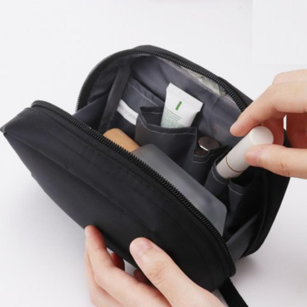 Cosmetic bag