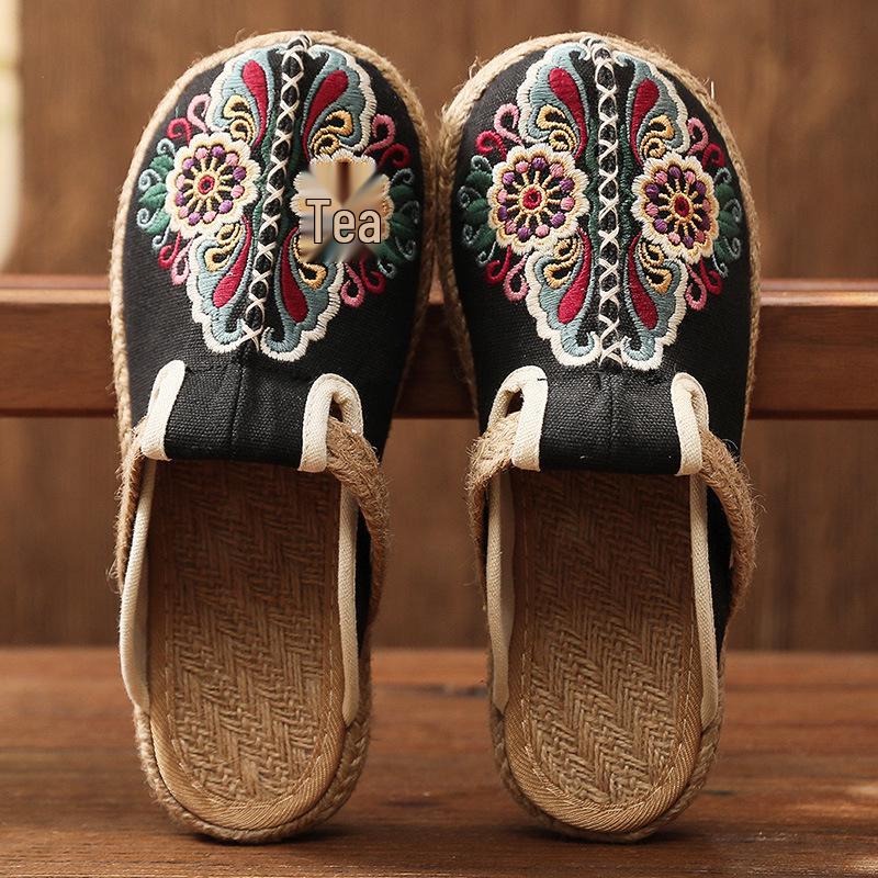 Women's Embroidered Ethnic Style Linen Flats - Spring/Summer