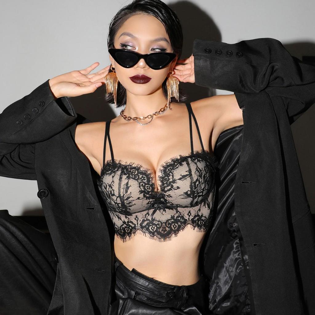 Women's Lace-Edge Wireless Bra Set for Small Chest Enhancement