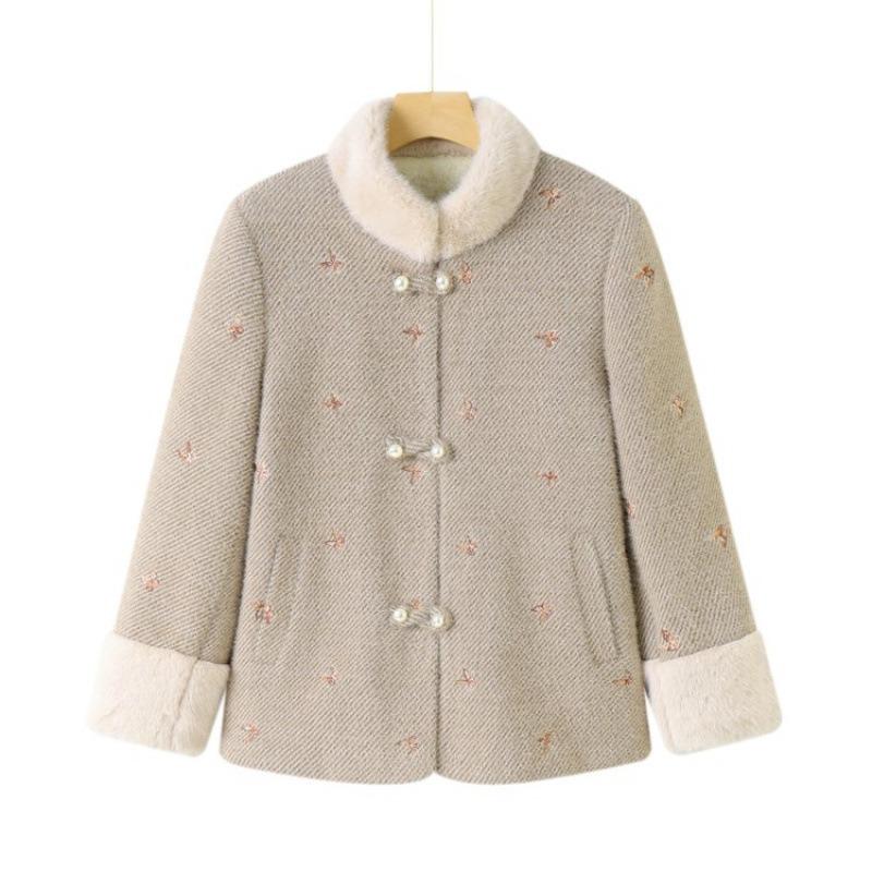 Chinese mink jacket autumn and winter mother winter clothing noble middle and old women's clothing new velvet thickened coat