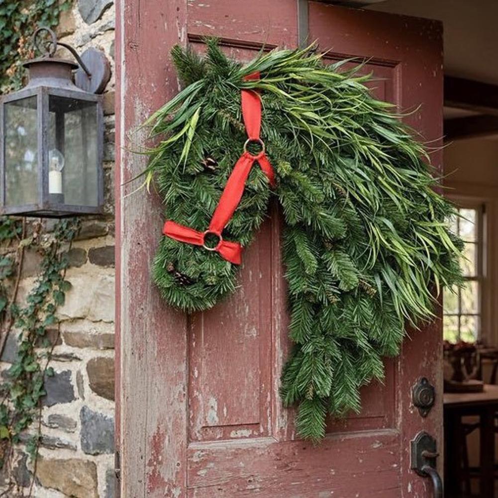 Winter Artificial Horse Head Wreath Artificial Cedar Garland Mantle Wall Indoor Outdoor Christmas New Year Decorations Ornament