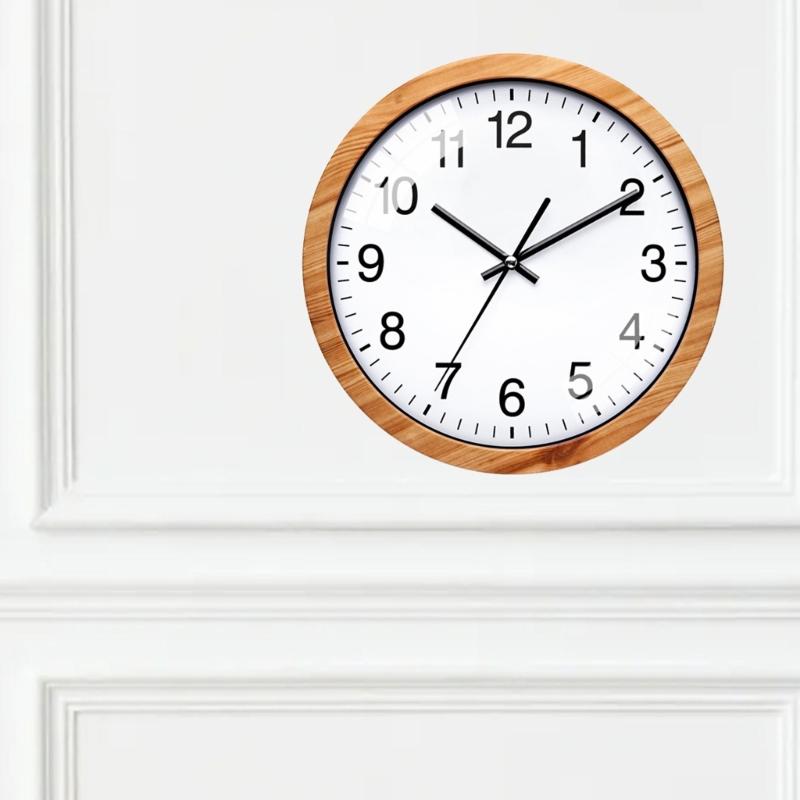 Stylish Round Log Wall Clock, Modern Wood Clock Decorative Battery Operated Wall Clocks for Home Offices Widely Usage