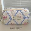 Retro Bowknot Floral Quilted Soft Wash Bag - Palace Style, Cute, Anti-Fall Octagonal Design