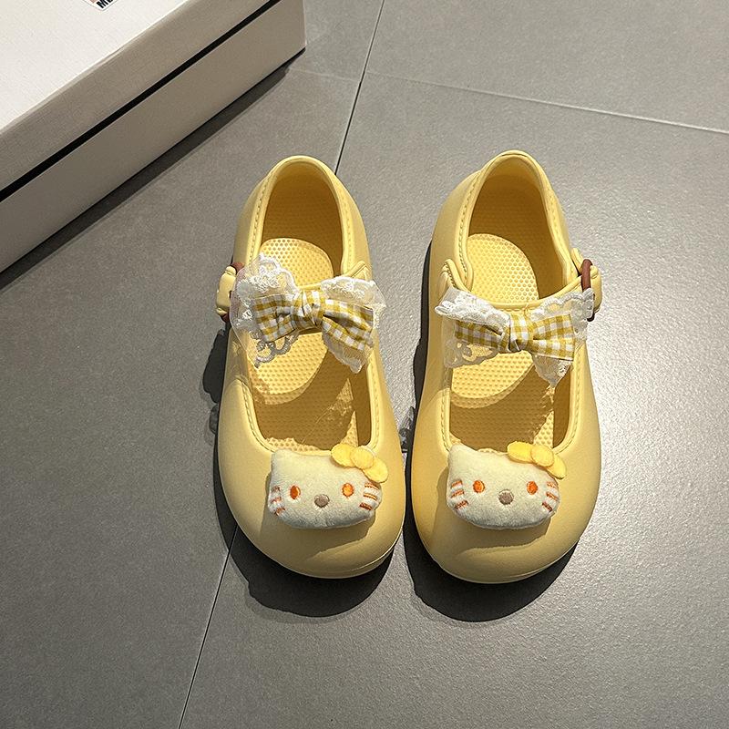 Cute cartoon bow Mary Jane shoes women 2025 summer new Hello Kitty outer wear bag head sandals single shoes