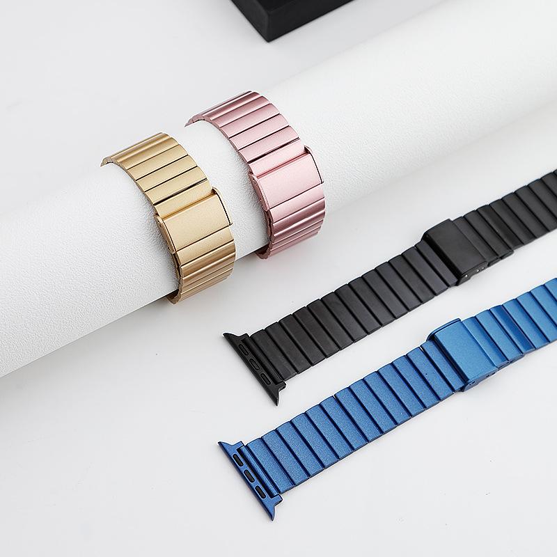 Stainless Steel Metal Wristband Bracelet For Apple Watch 38/40/41mm  42/44/45/46mm Bracelet for Iwatch Series 10 9 8 7 6 5 4 SE