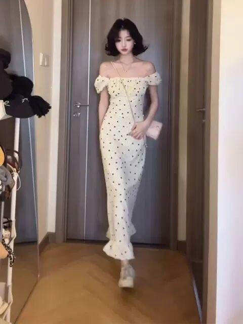 French square neck bubble sleeve dress women's summer new gentle temperament coffee break dress waist and thin long dress