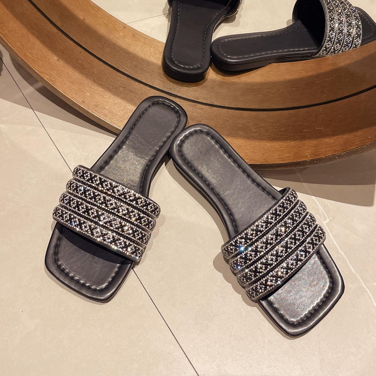 

Fairy wind sparkling slippers women 2024 new rhinestone buckle flip-flops summer dress with beach sandals 35